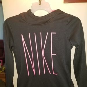 Girls nike dri fit hoodie
